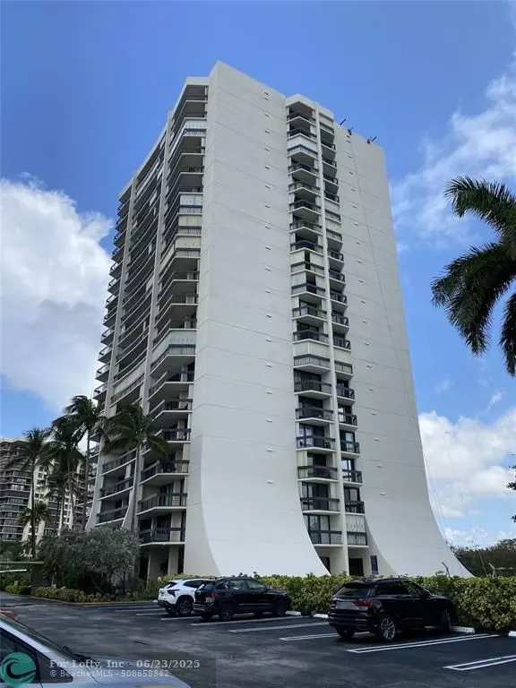 West Palm Beach, FL 33401,2400 Presidential Way #1104