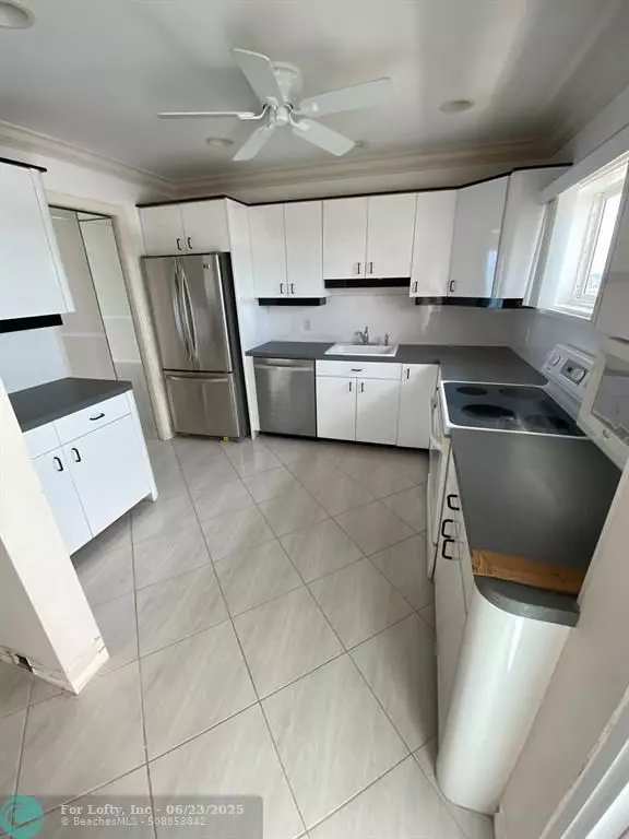 Deerfield Beach, FL 33441,500 SE 21st Ave #805