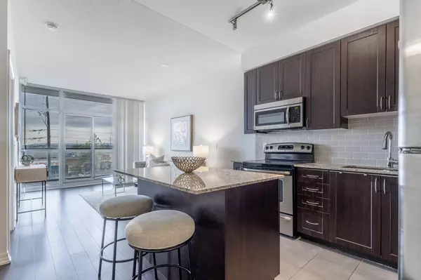 Burlington, ON L7L 0E4,1940 IRONSTONE DR #311