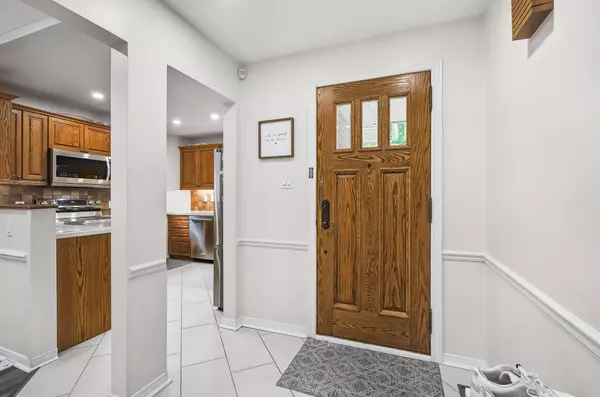 Burlington, ON L7N 1X8,229 Simon DR