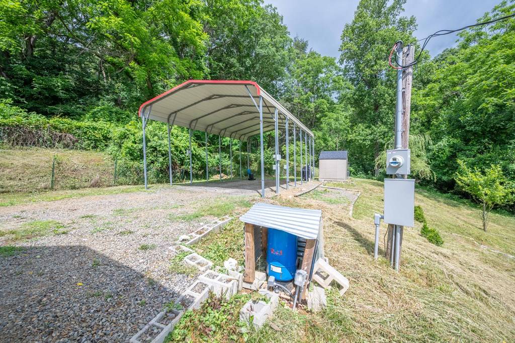 Draper, VA 24324,3259 Wysor Hwy