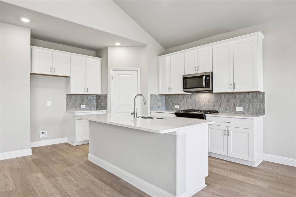 335 Iris Road, Lavon, TX 75166