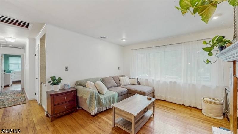 Byram Twp., NJ 07874,10 W Lake Dr