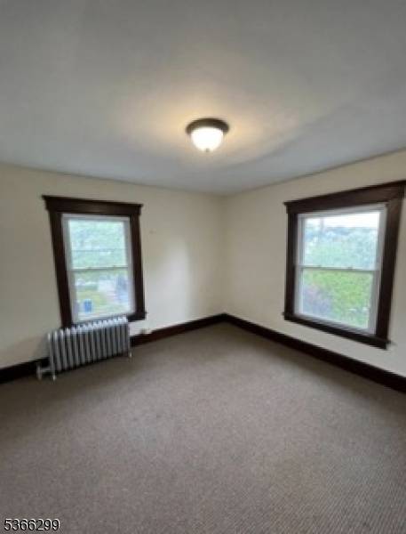 Somerville Boro, NJ 08876,215 E Cliff St