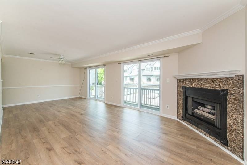 Roxbury Twp., NJ 07876,27 Garden Ct
