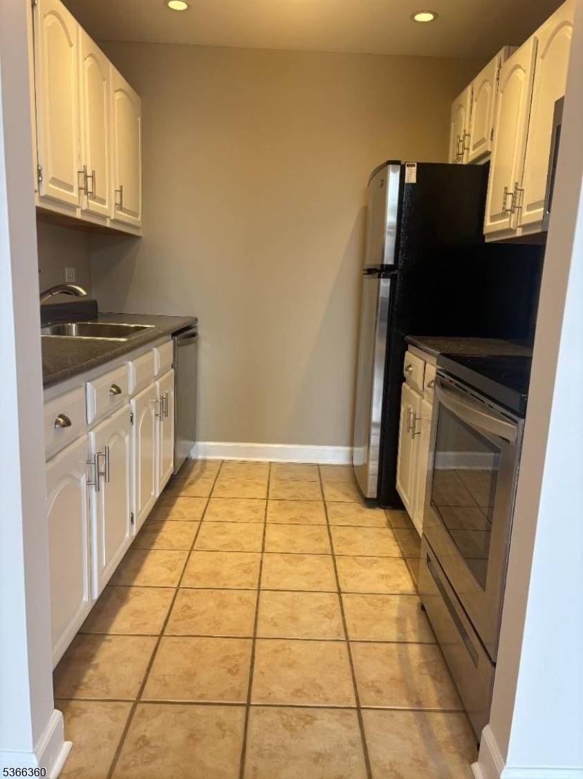 Little Falls Twp., NJ 07424,220 Main St #202