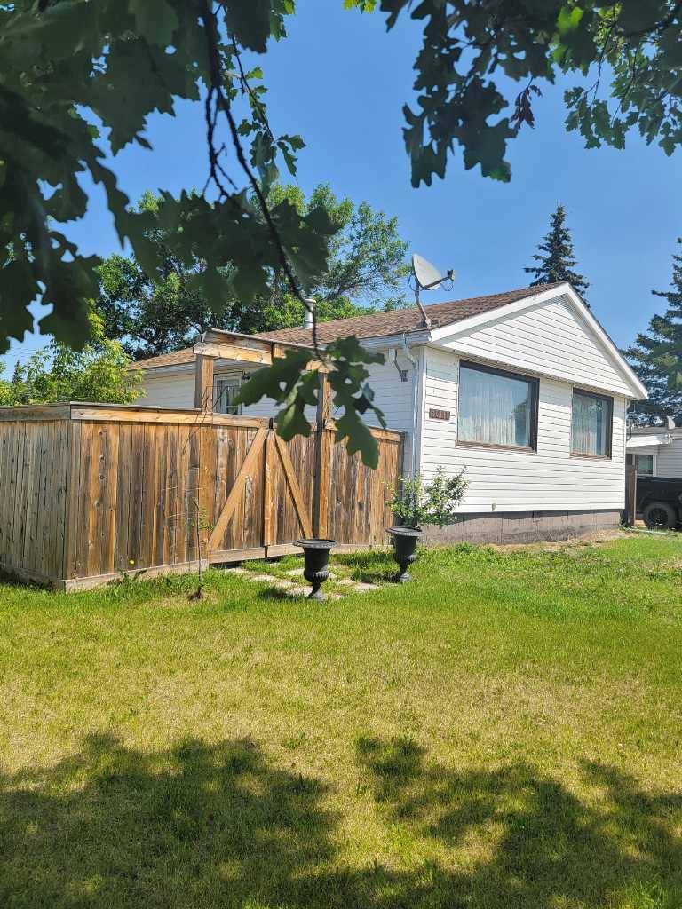10110 100 AVE, Nampa, AB T0H2R0