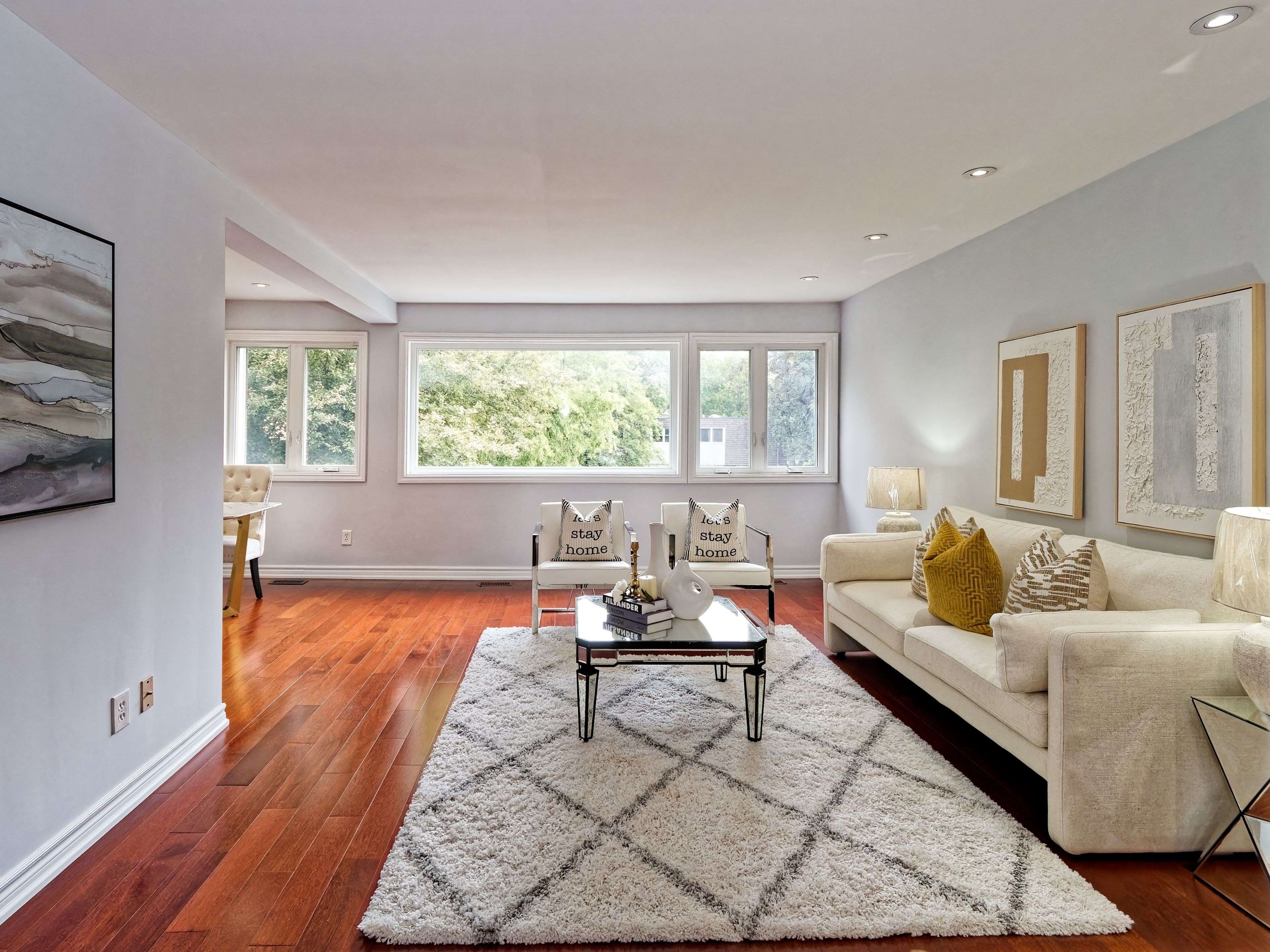 Toronto C15, ON M2J 2W9,169 Angus DR