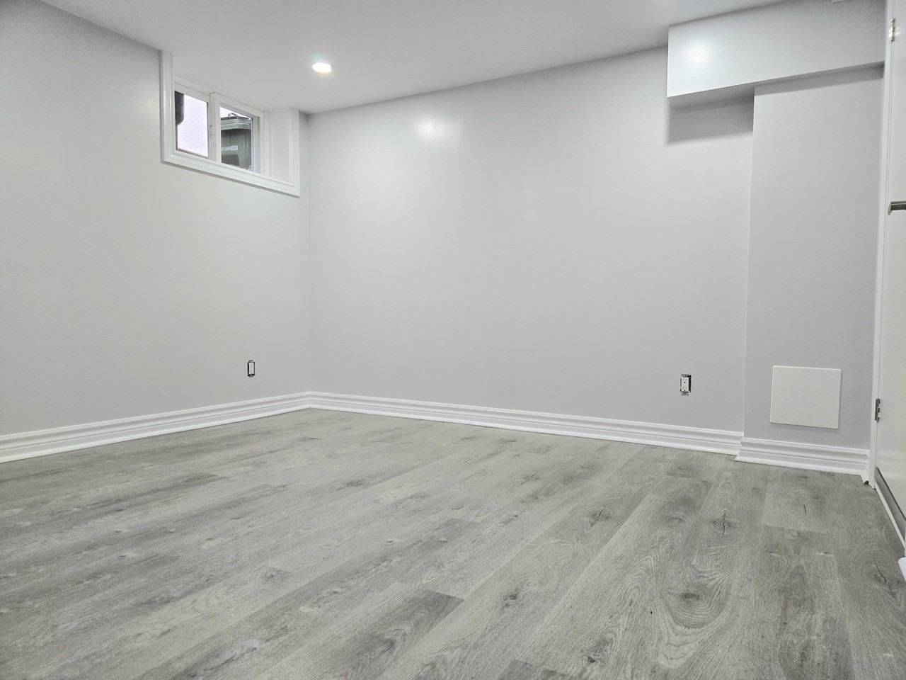 Toronto E03, ON M4C 3J5,68 Woodington AVE #BSMT