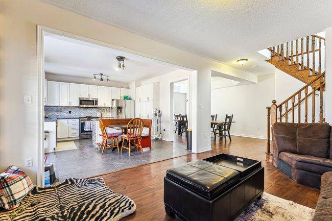 Georgina, ON L4P 0B7,10 Bud Leggett CRES