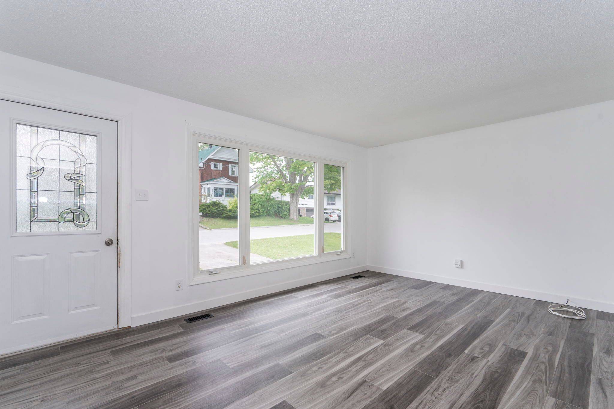 Midland, ON L4R 2L4,258 Ruby ST