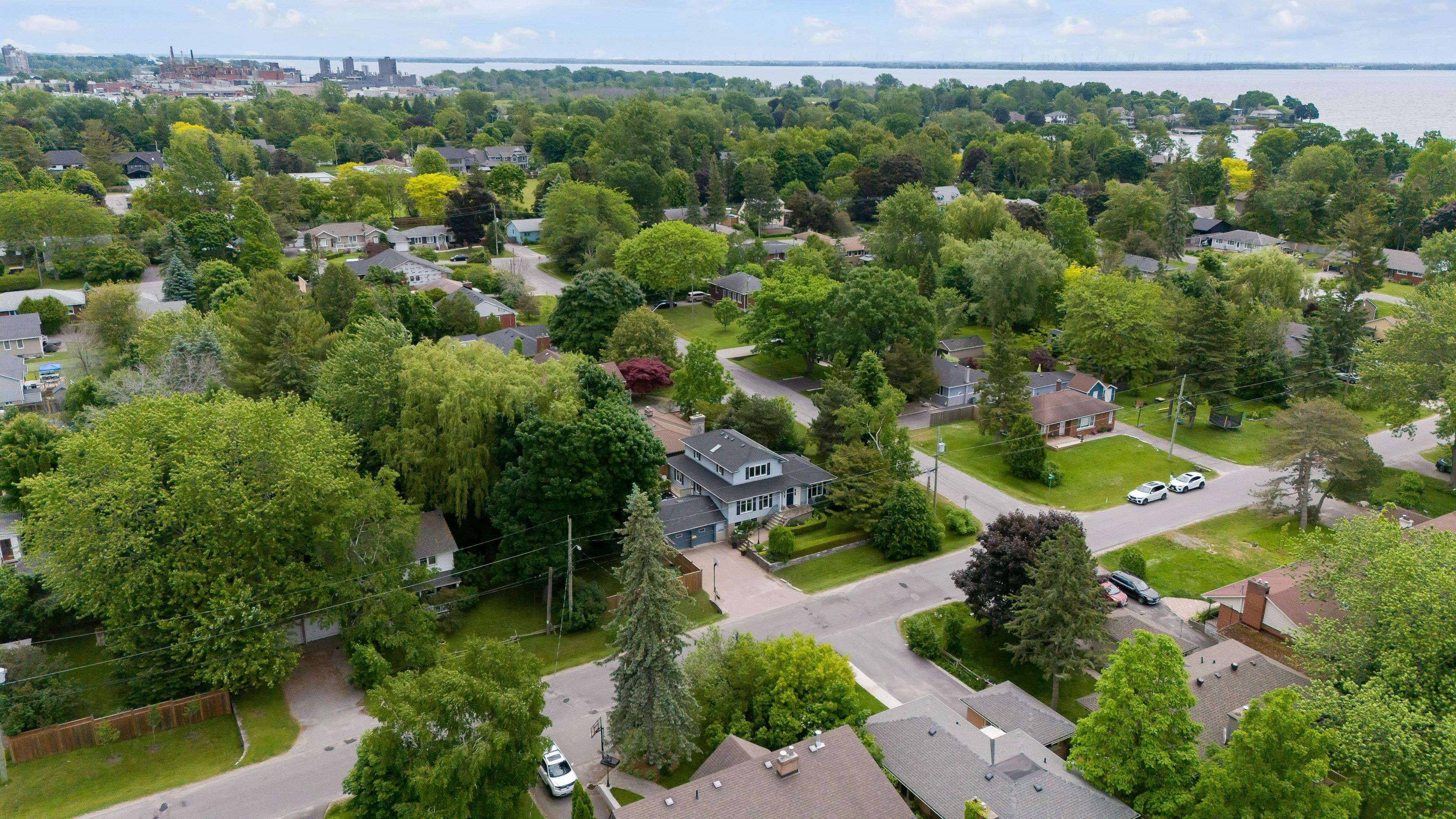 Kingston, ON K7M 3X7,48 Jorene DR
