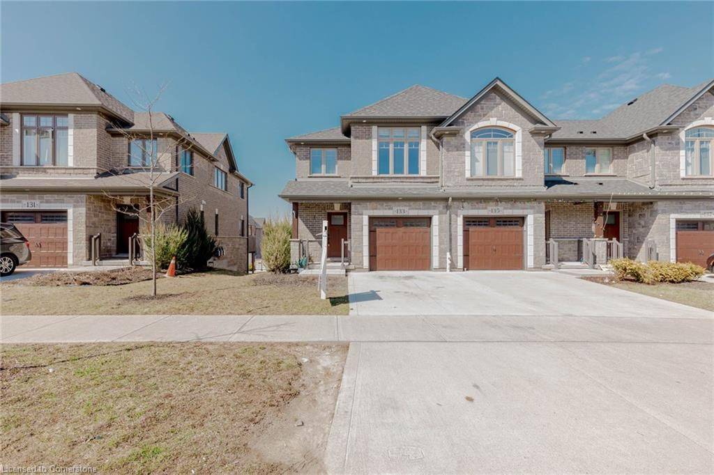 133 Hollybrook TRL, Kitchener, ON N2R 0P1