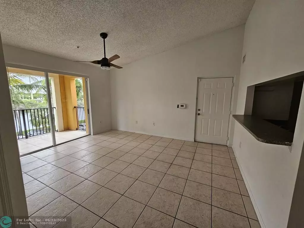 Miramar, FL 33025,2251 W Preserve Way #307