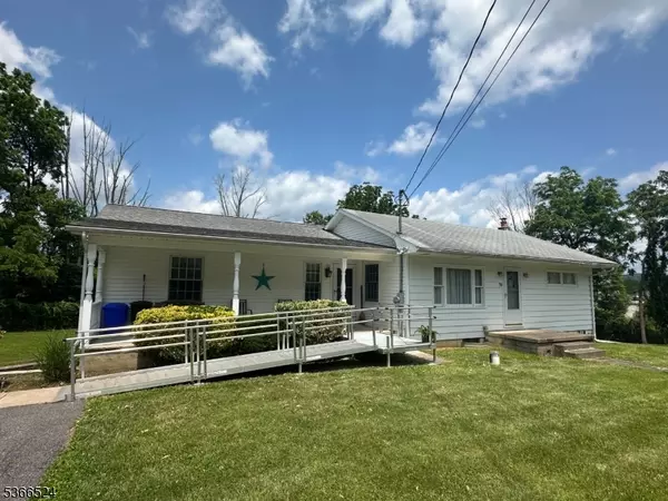 Oxford Twp., NJ 07863,39 Green St