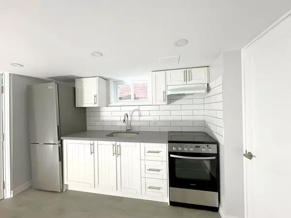Toronto E03, ON M4C 3J5,68 Woodington AVE #BSMT