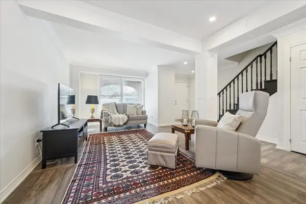 Burlington, ON L7S 1S6,779 Hyde RD