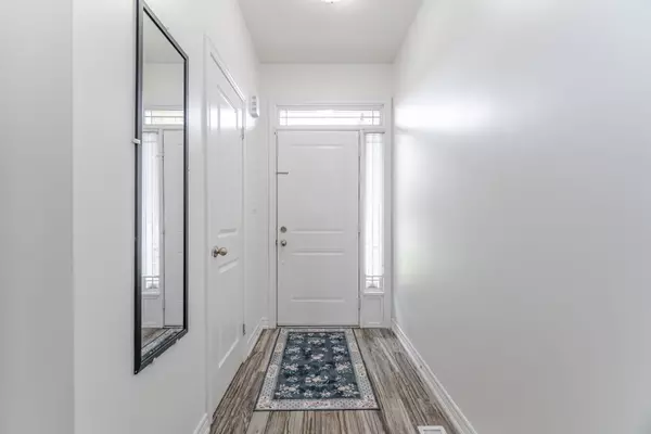 Hamilton, ON L0R 1P0,24 Kingsborough DR