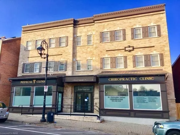 21 FRONT ST S #202, Thorold, ON L2V 1W8