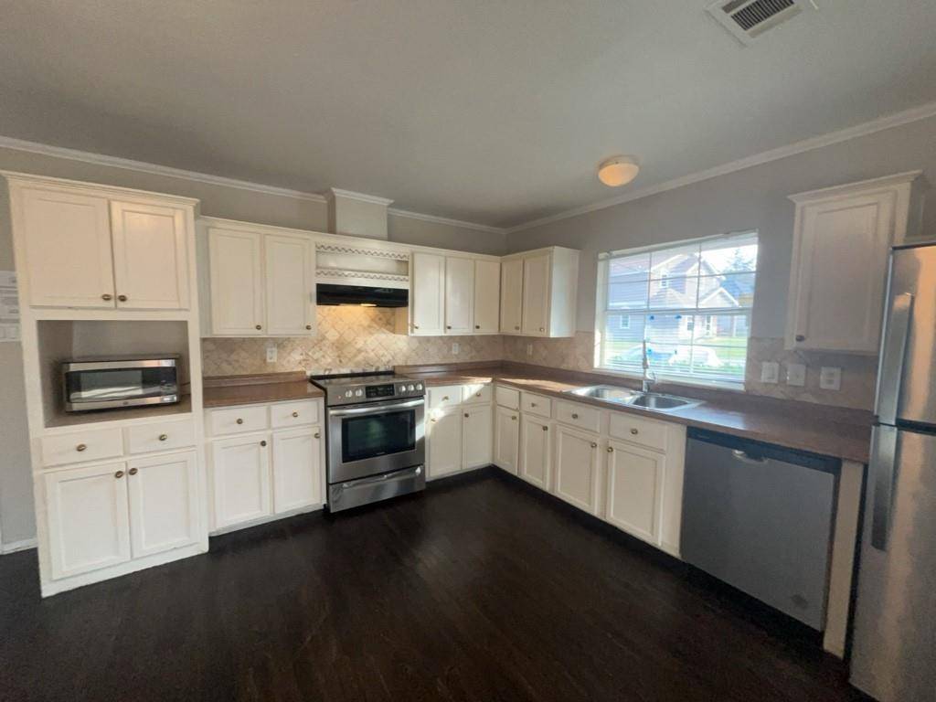 Dallas, TX 75241,2511 Kavasar Drive