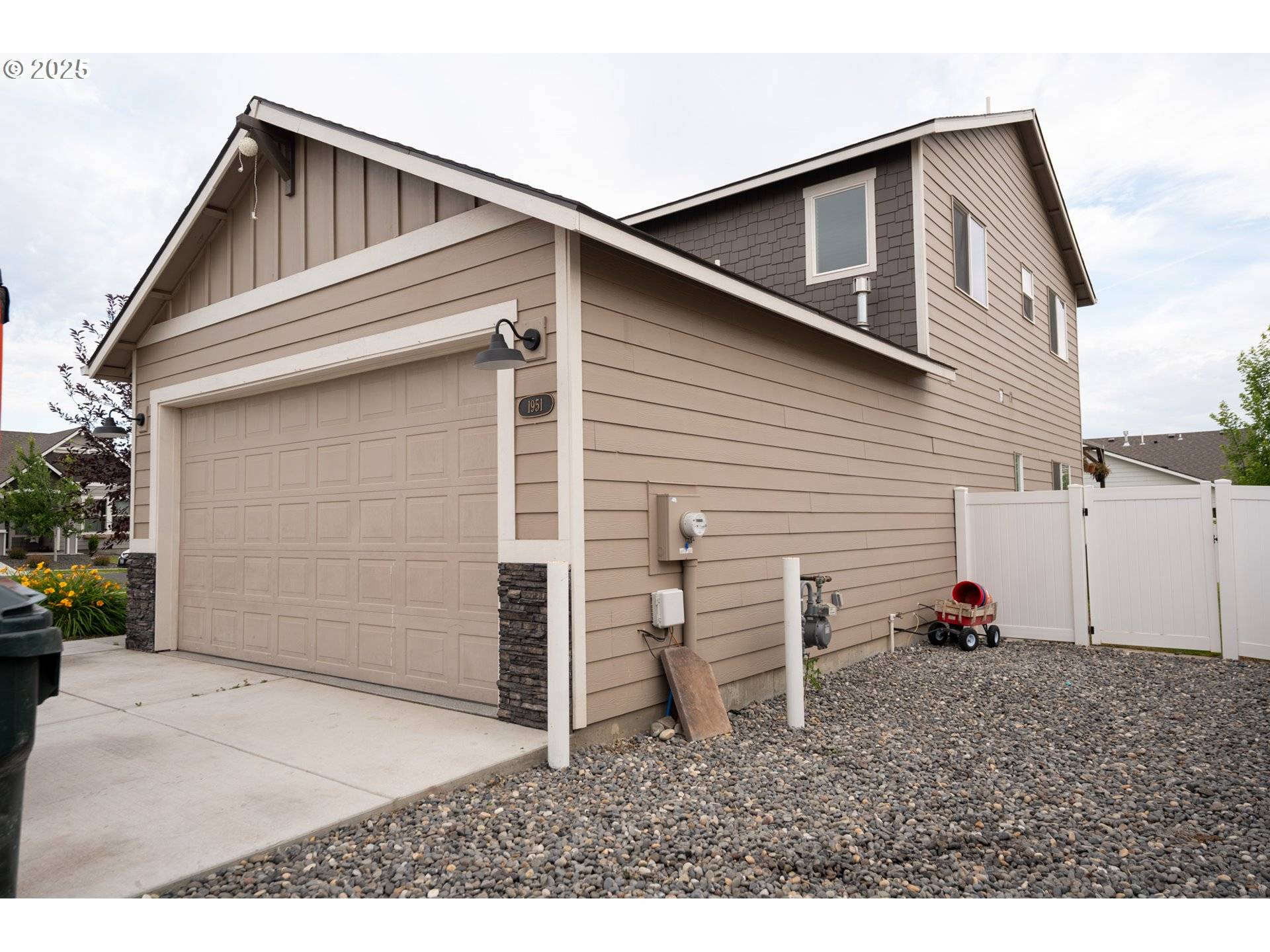 Hermiston, OR 97838,1951 NW ARCHER DR
