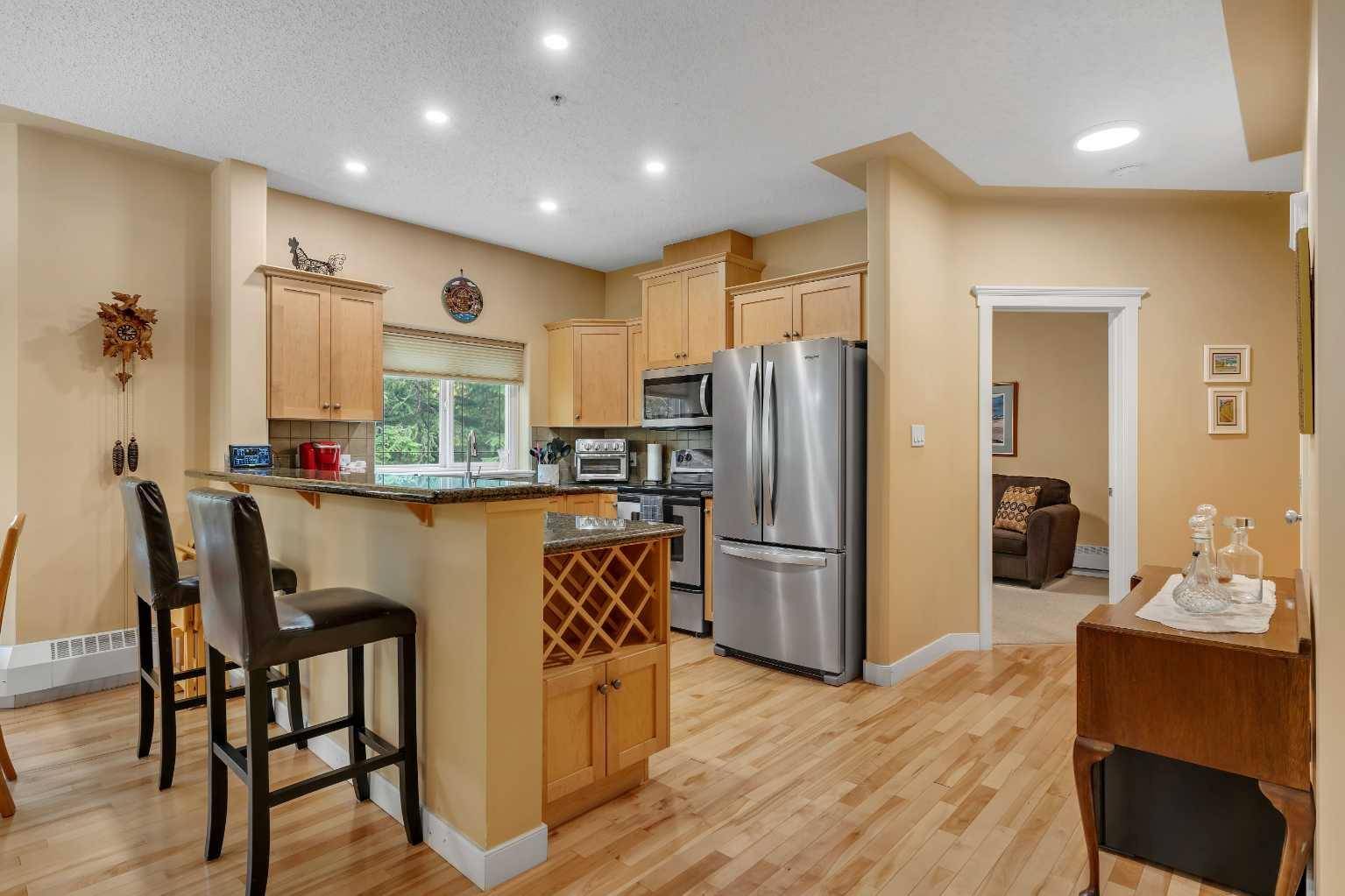 Calgary, AB T3H 5X3,10 Discovery Ridge Close Southwest #130