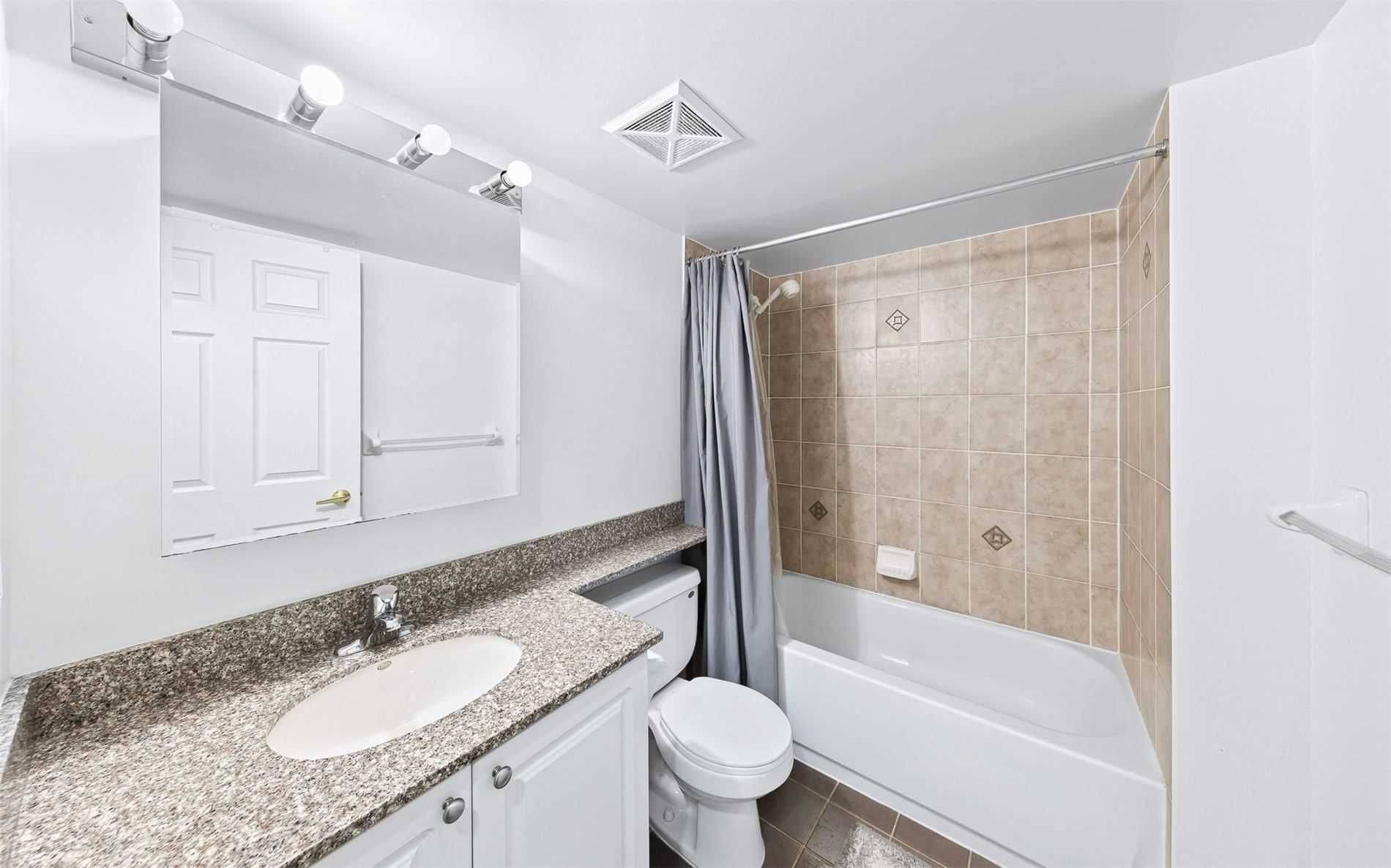 Toronto C07, ON M2N 7L1,5500 Yonge ST #1006