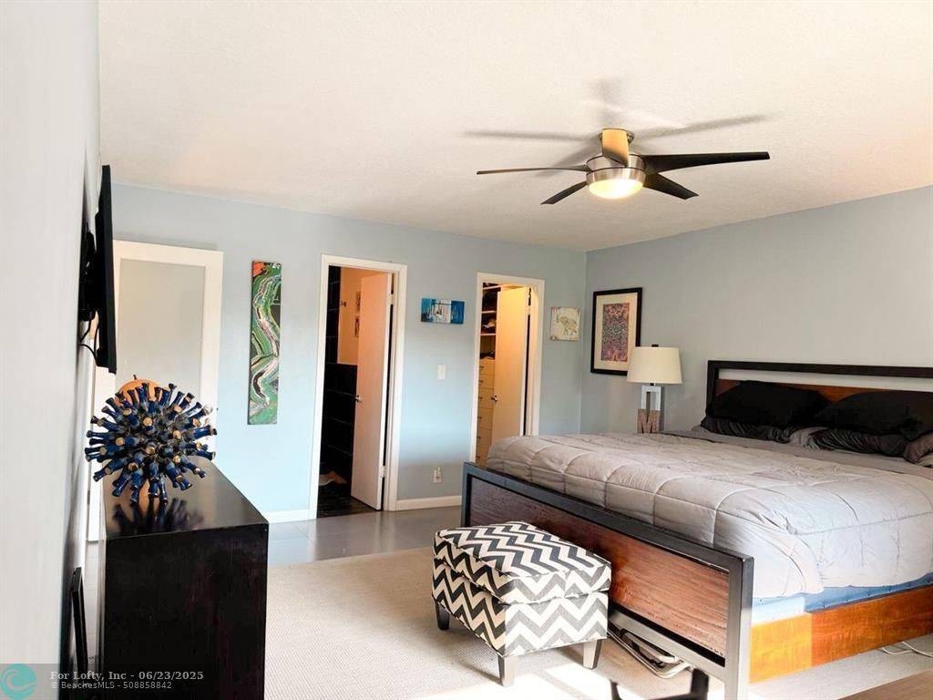 Wilton Manors, FL 33305,1920 NE 1st Ter  #216H