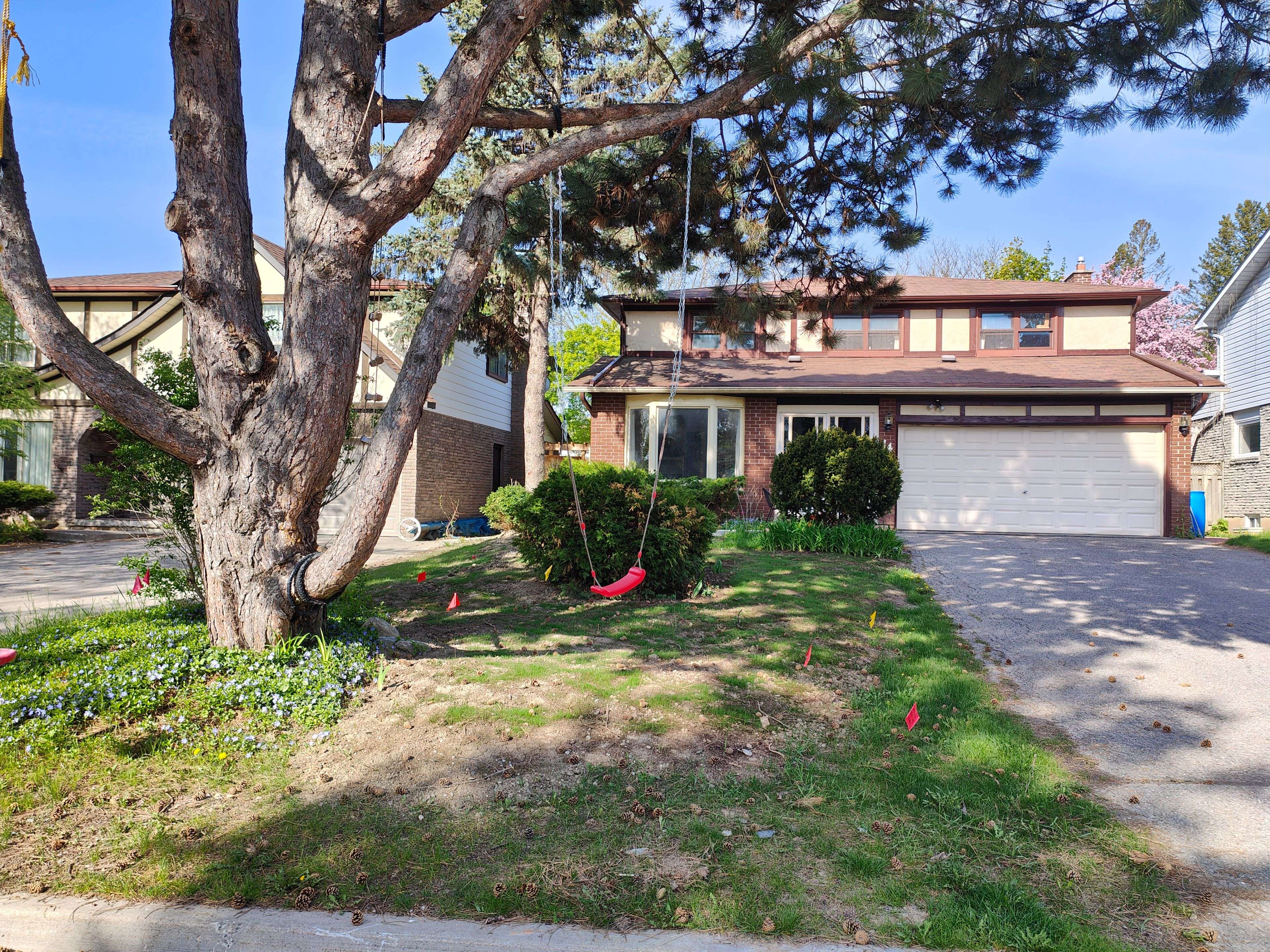 14 Summerfeldt CRES, Markham, ON L3R 2B2