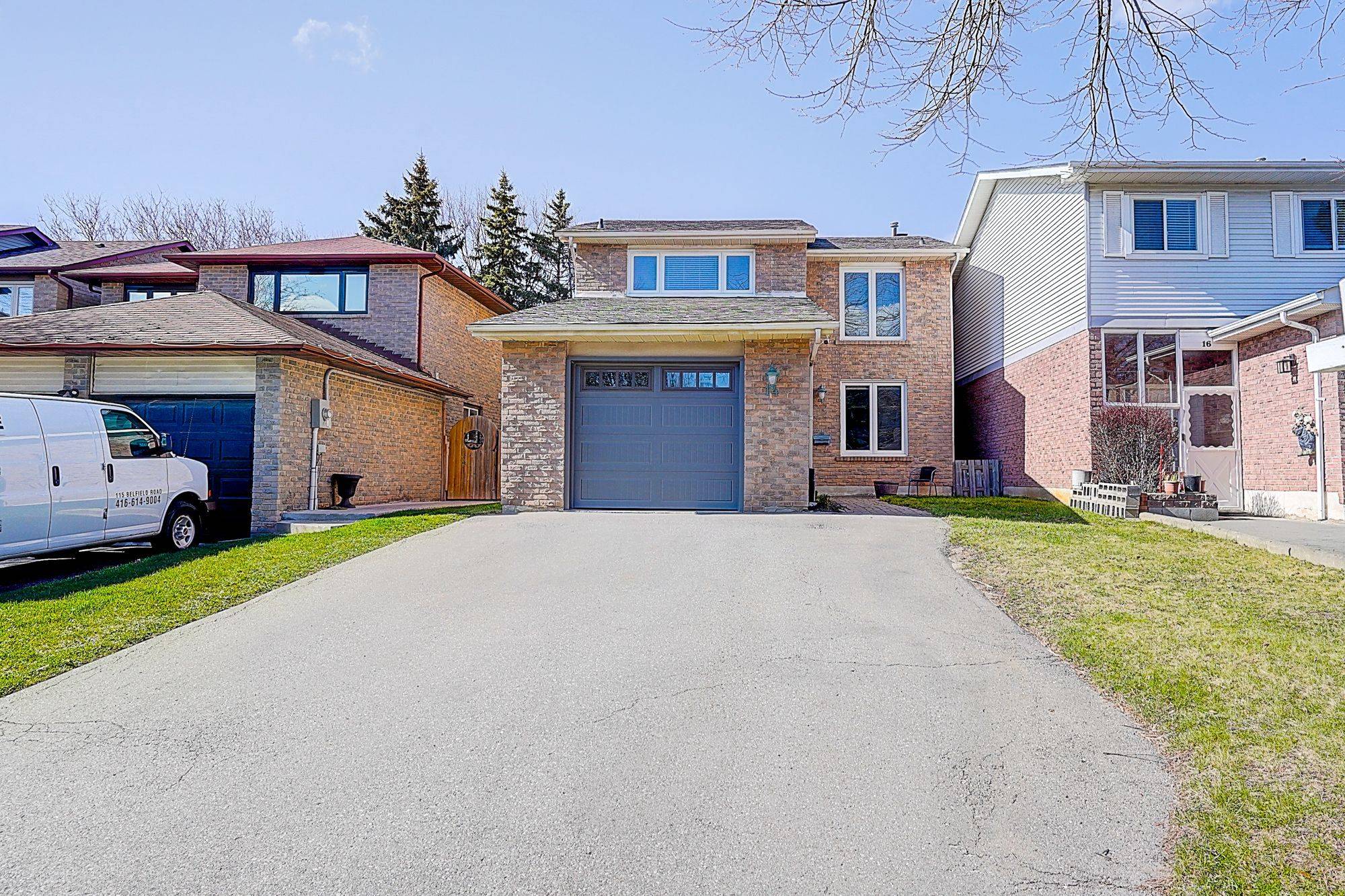 Markham, ON L3P 4G5,14 PARKINSON RD