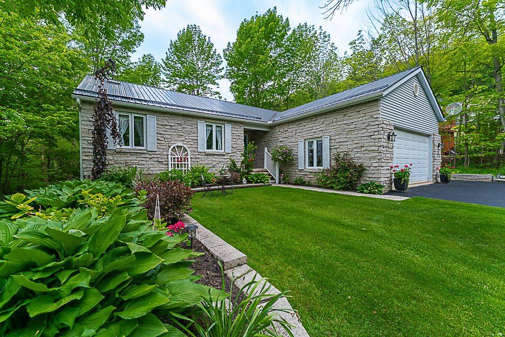 5 15TH AVE, South Bruce Peninsula, ON N0H 2T0