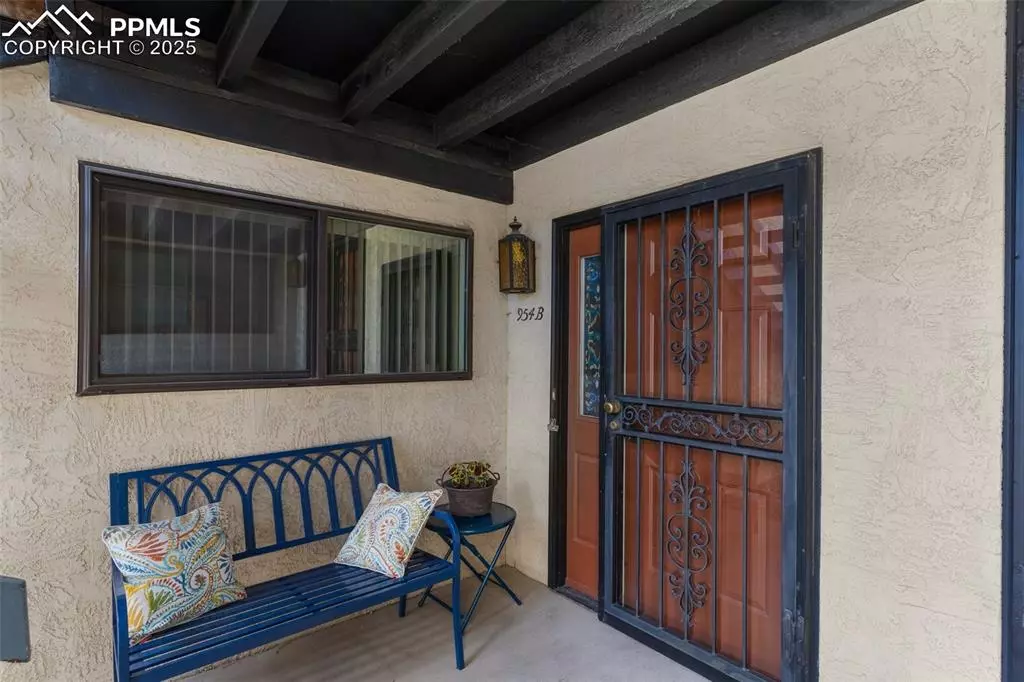 Colorado Springs, CO 80904,954 Fontmore RD #B