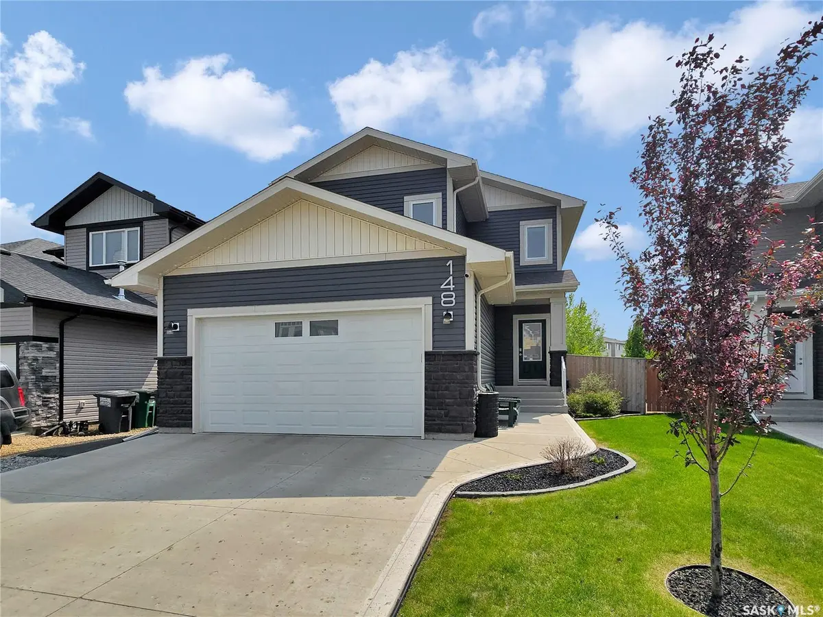 148 Newton WAY, Saskatoon, SK S7J 3L8