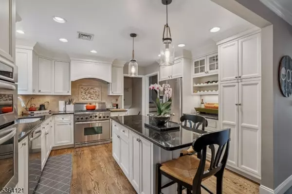 New Providence Boro, NJ 07974,198 Pittsford Way