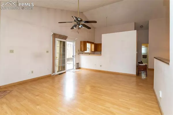 Colorado Springs, CO 80916,3487 Foxridge DR