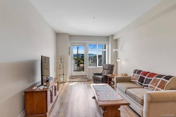 5822 Garden St #207, Duncan, BC V9L 3V3