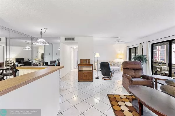 Tamarac, FL 33321,9424 S Belfort Cir #110