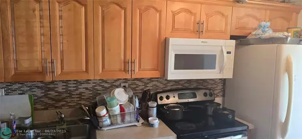 Miami Gardens, FL 33056,2704 NW 199th Ln