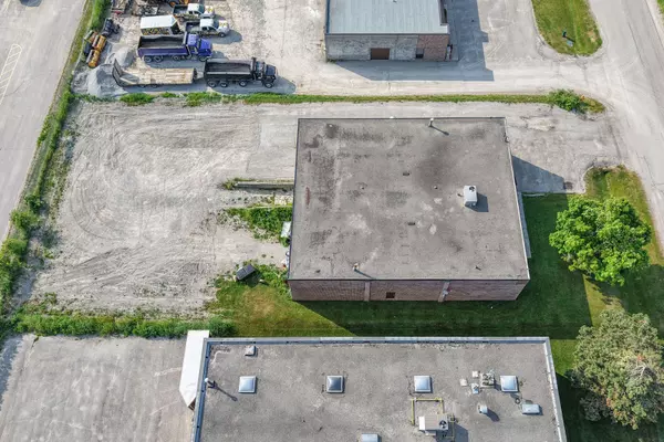 Orillia, ON L3V 0T7,5 Ontario ST