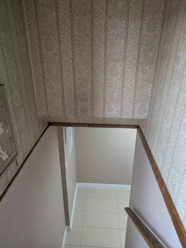 Toronto W05, ON M9L 1B3,89 Navenby CRES