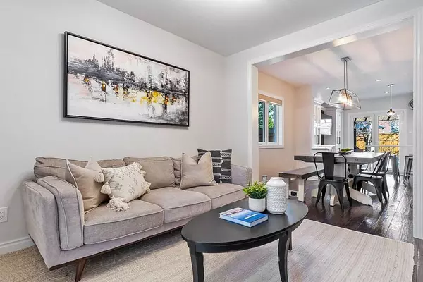 Oakville, ON L6M 3S4,2129 Glenfield RD