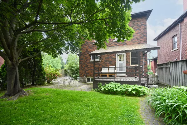 Hamilton, ON L8S 1T8,21 Paisley AVE S