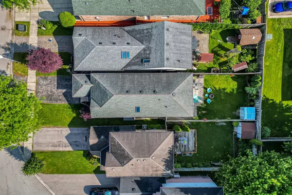 London East, ON N5Y 5N4,370 Brookhaven PL