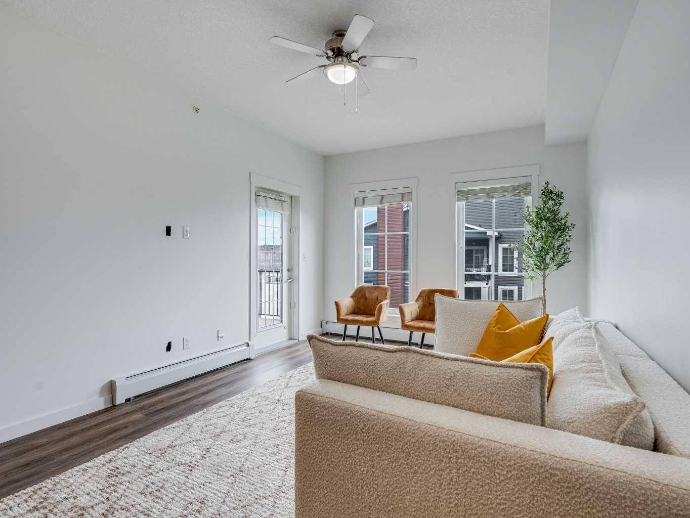 Calgary, AB T2Z 5C9,99 Copperstone PARK Southeast #1419