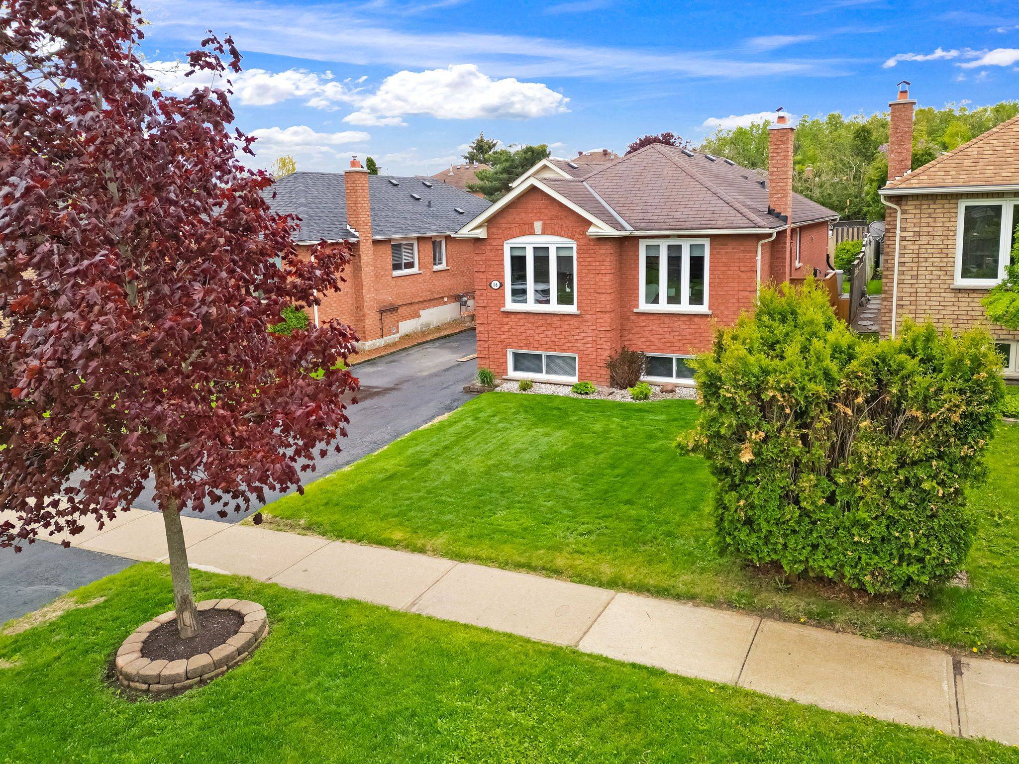 Barrie, ON L4N 6Z6,16 Balliston RD