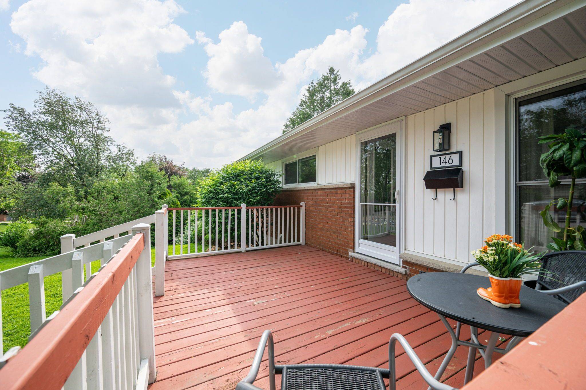 London North, ON N6H 3B6,146 Deer Park CIR