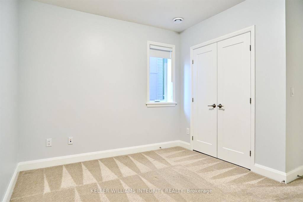 Kanata, ON K2T 1C5,157 Boundstone WAY