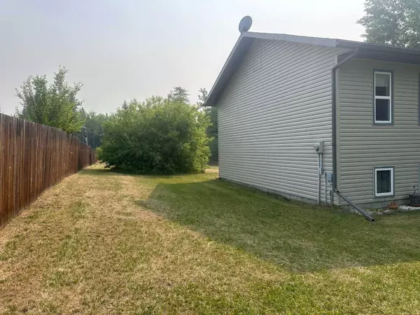 Caslan, AB T0A 0R0,29 653043 RGE RD 173