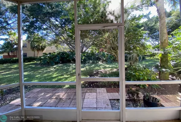 Plantation, FL 33324,9208 NW 9th Ct