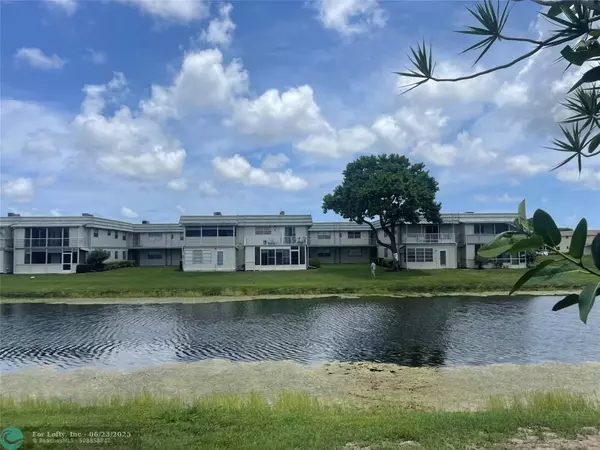 405 Monaco I #405, Delray Beach, FL 33446
